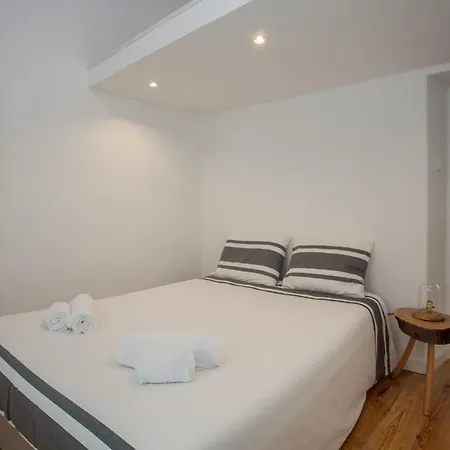 Апартаменти Beguest Santa Catarina